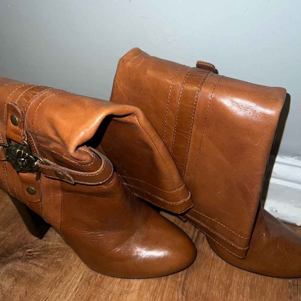 Anne Klein Brown Leather Chunky Heel Boots - Picture 4 of 6